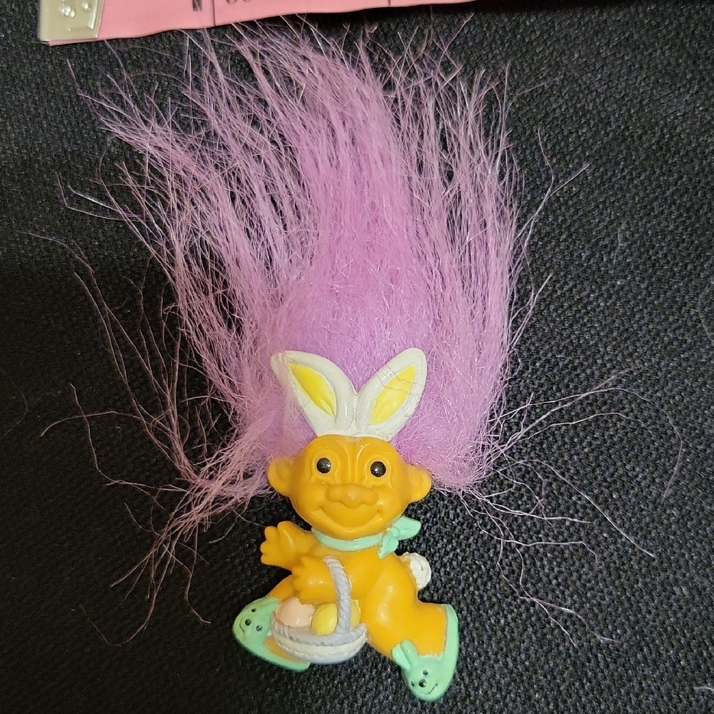 Vintage Russ Pink Hair Easter Troll Pin